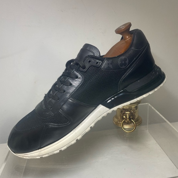 Louis Vuitton black monogram canvas and mesh run away lace up snesrkers sz 9.5 - Picture 6 of 16